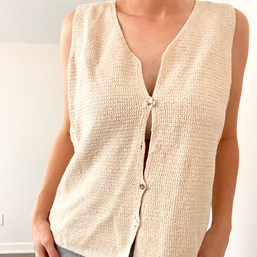 Vintage Bass Hand Knit Cream Sleeveless Cardigan